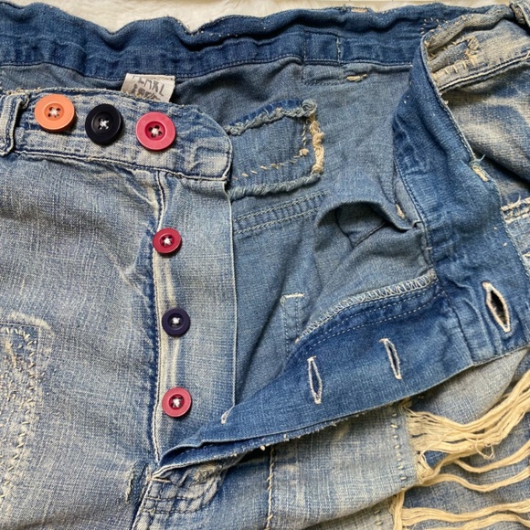 Magnolia Pearl Miner Denim Shorts Women's One Size - Picture 6 of 11